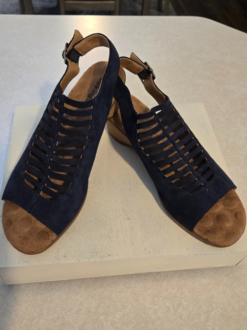 Walking Cradles  Women's Shoes Sz 8M  Navy Wedge Heel Peep Toe Slingback strappy